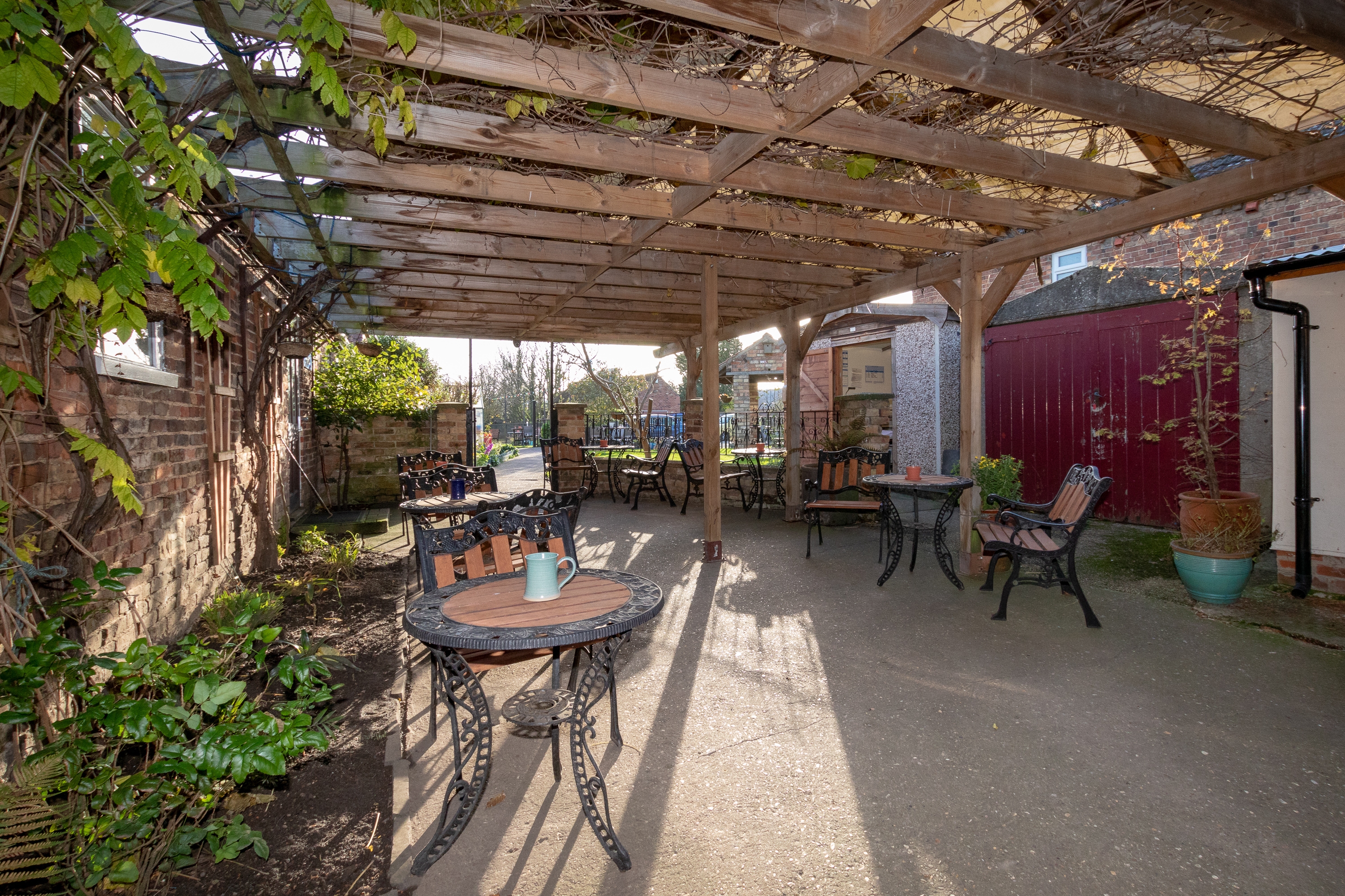 Pubs and Bars in Alford